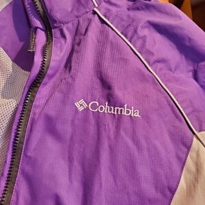 0740. Columbia ~ Titanium ~ Woman's Snow Parka ~  in Perfect Purple!!